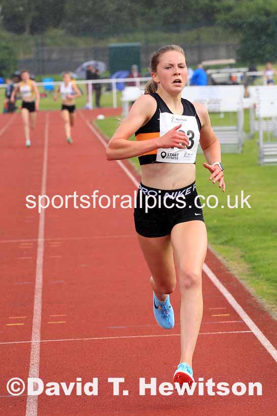 Womens under-17s 3000 metres, 2023 Northern Under-13s, Under-15s and Under-17s, Middlesbrough.  Photo: David T. Hewitson/Sports for All Pics
